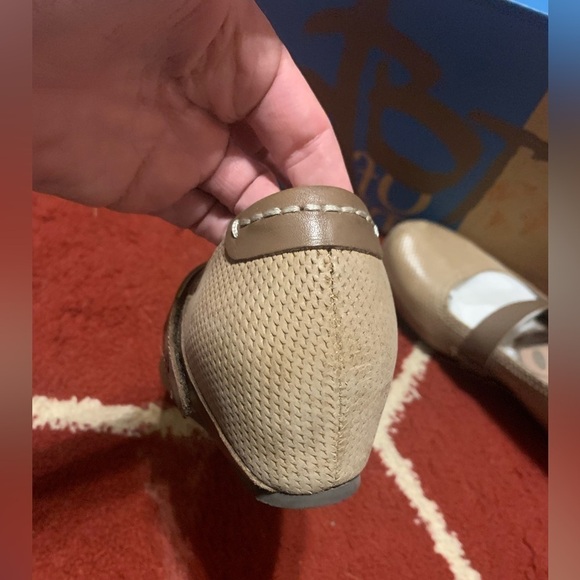 OTBT Salem size 5.5 GUC - Picture 4 of 14